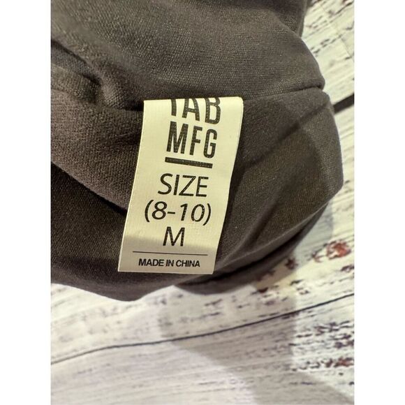 IAB MFG NWT London Criss Cross Back Sports Bra in Charcoal Gray Size Medium - Picture 4 of 5